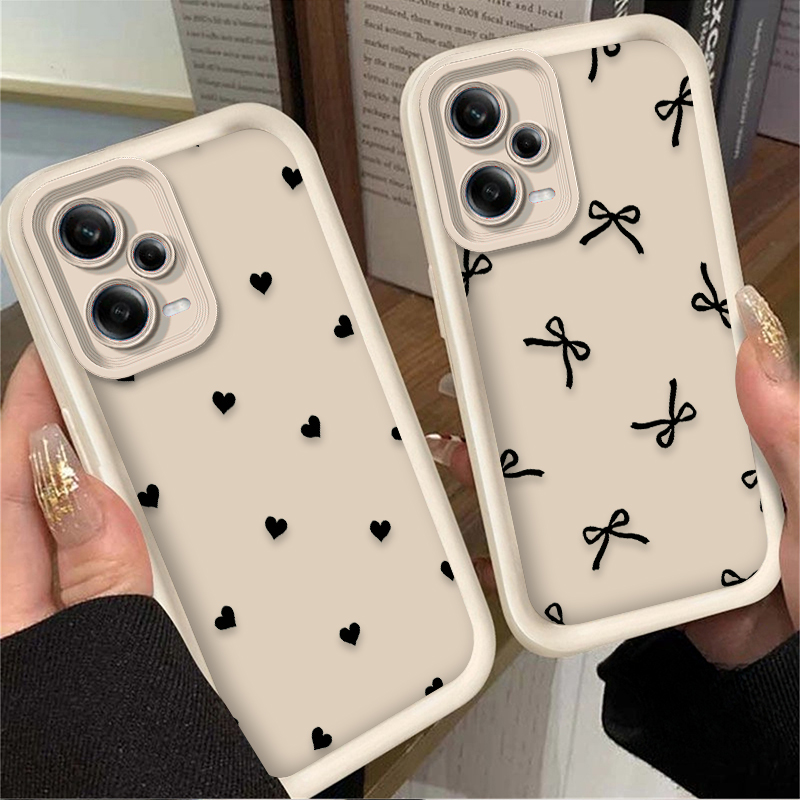 Coque de téléphone noire avec  - Xiaomi Redmi Note 13 avis et prix